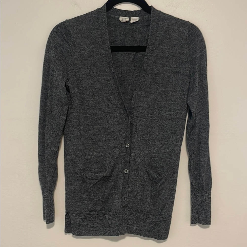 GAP Gray Cardigan Sweater V-Neck Knit Button Up